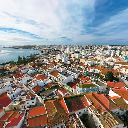 Judice Fialho House *